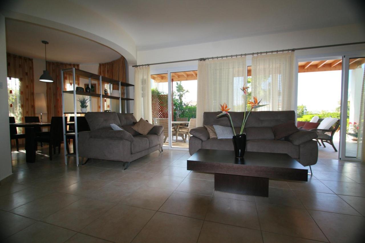 Beach Villa Sofia Neo Chorio Exteriör bild