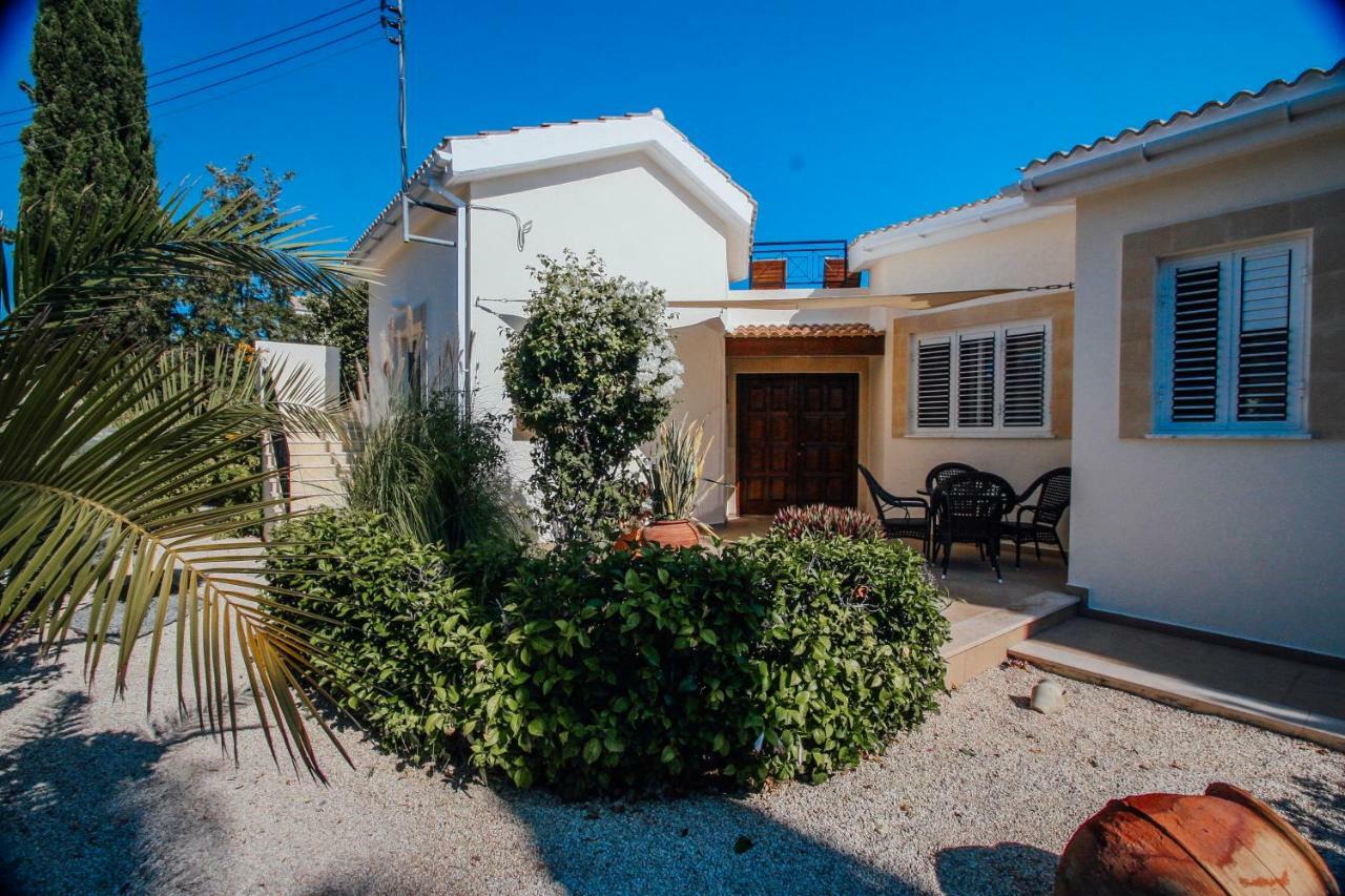 Beach Villa Sofia Neo Chorio Exteriör bild